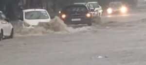 Heavy waterlogging reported in Delhi NCR areas.