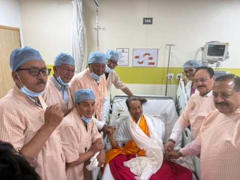 Sonam Wangchuk ends his indefinite hunger strike.