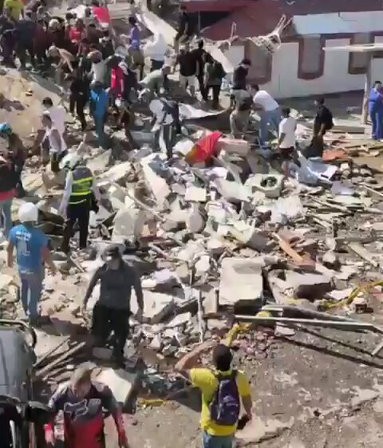 A powerful 7.4-magnitude earthquake tore through western Colombia early Monday morning, killing more than 130 people.