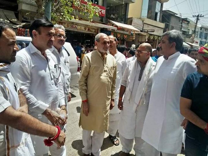 Former Congress MP Sajjan Singh with party leaders in Rajasthan.