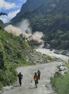 Glaciers scientists are pointing out to sharp rise in temperature in glacier areas in Tibet behind Nepal flash floods.