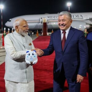 Prime Minister Narendra Modi in Bishkek with Adylbek Kasymaliev, Chairman of the Cabinet of Ministers of the Kyrgyz Republic.