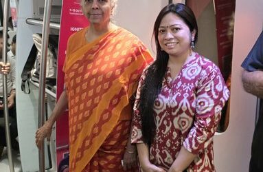 Nirmala Sitharaman Travels on Delhi Metro for PM MUDRA Yojana Interaction