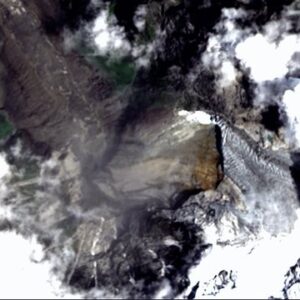 Geographer Dr Vaibhav Kaul has revised his estimate of the initial Langtang Lirung ice-rock avalanche to more than 50 billion litres, before adding meltwater from above.