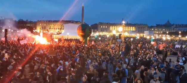 High school students blockade a lycée entrance in France during nationwide education protests.