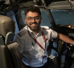 Israeli PM Benjamin Netanyahu praises Indian Flydubai pilot Smit Machchhar after a cockpit attack.